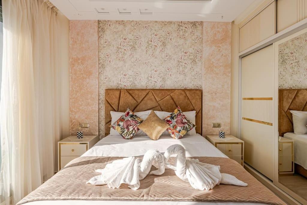 Ferienwohnung Royale Duplexe Pleine Centre Tanger Exterior foto