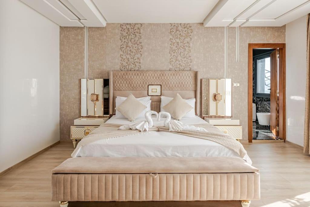 Ferienwohnung Royale Duplexe Pleine Centre Tanger Exterior foto