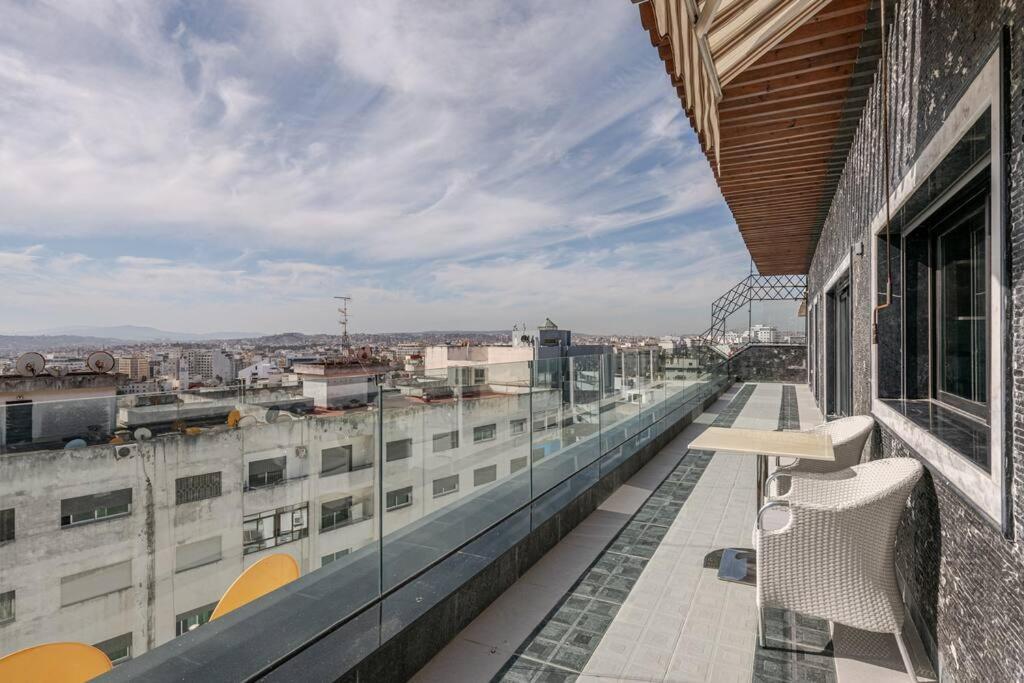 Ferienwohnung Royale Duplexe Pleine Centre Tanger Exterior foto