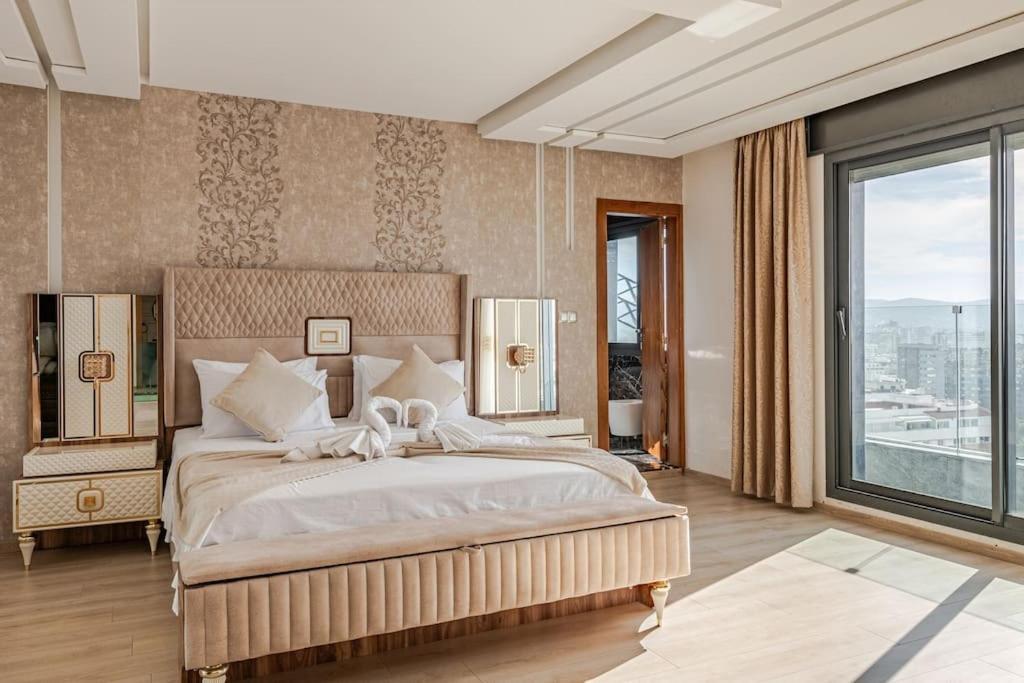 Ferienwohnung Royale Duplexe Pleine Centre Tanger Exterior foto