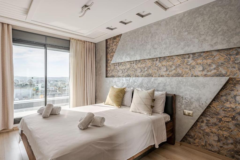 Ferienwohnung Royale Duplexe Pleine Centre Tanger Exterior foto