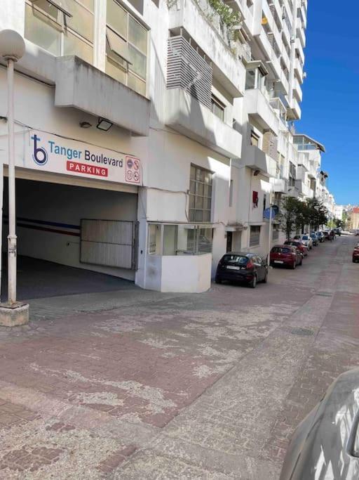Ferienwohnung Royale Duplexe Pleine Centre Tanger Exterior foto