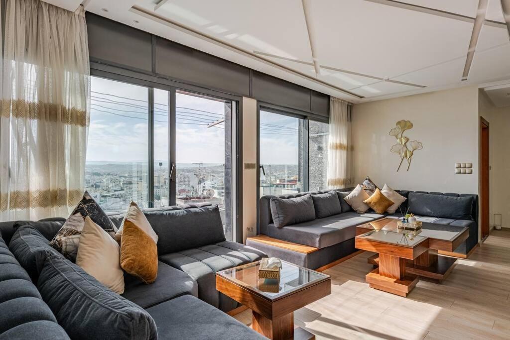 Ferienwohnung Royale Duplexe Pleine Centre Tanger Exterior foto